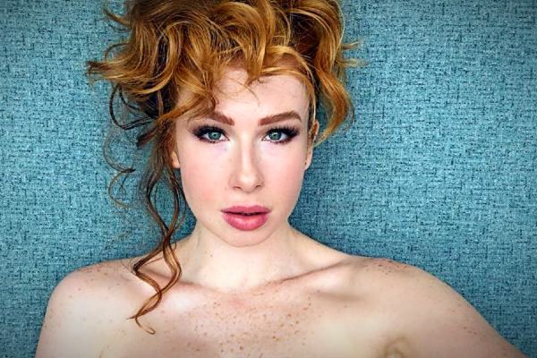 Abigale Mandler Pussy